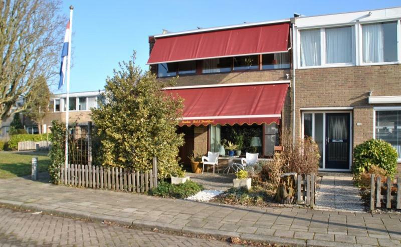 Bordine Guesthouse Leeuwarden Kültér fotó